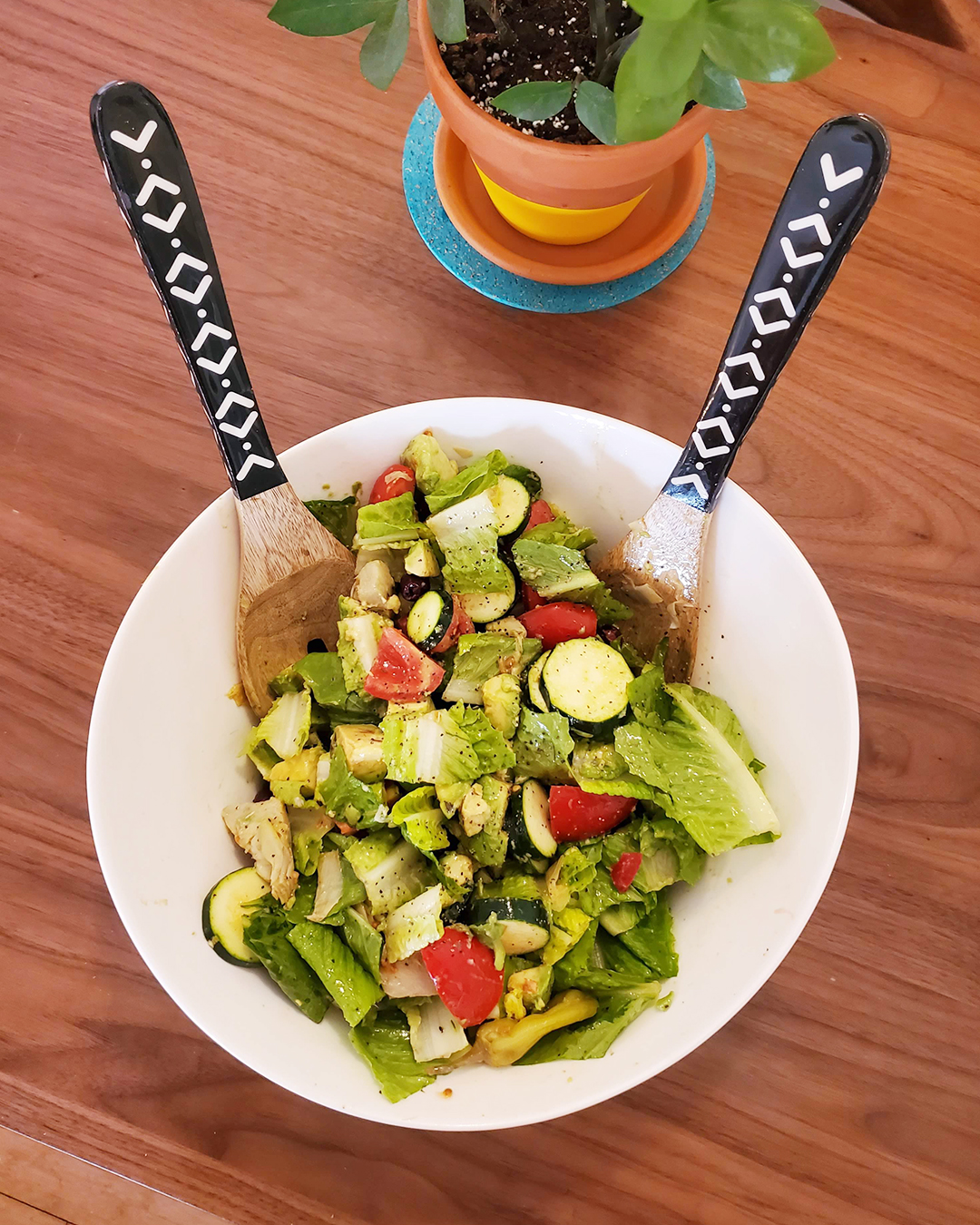 Everything But the Kitchen Sink Salad – Hors D’oeuvre Edition